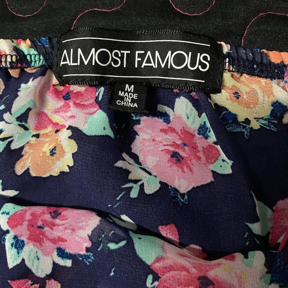 DOVETAIL FLOWER Blouse Size M - Picture 10 of 10